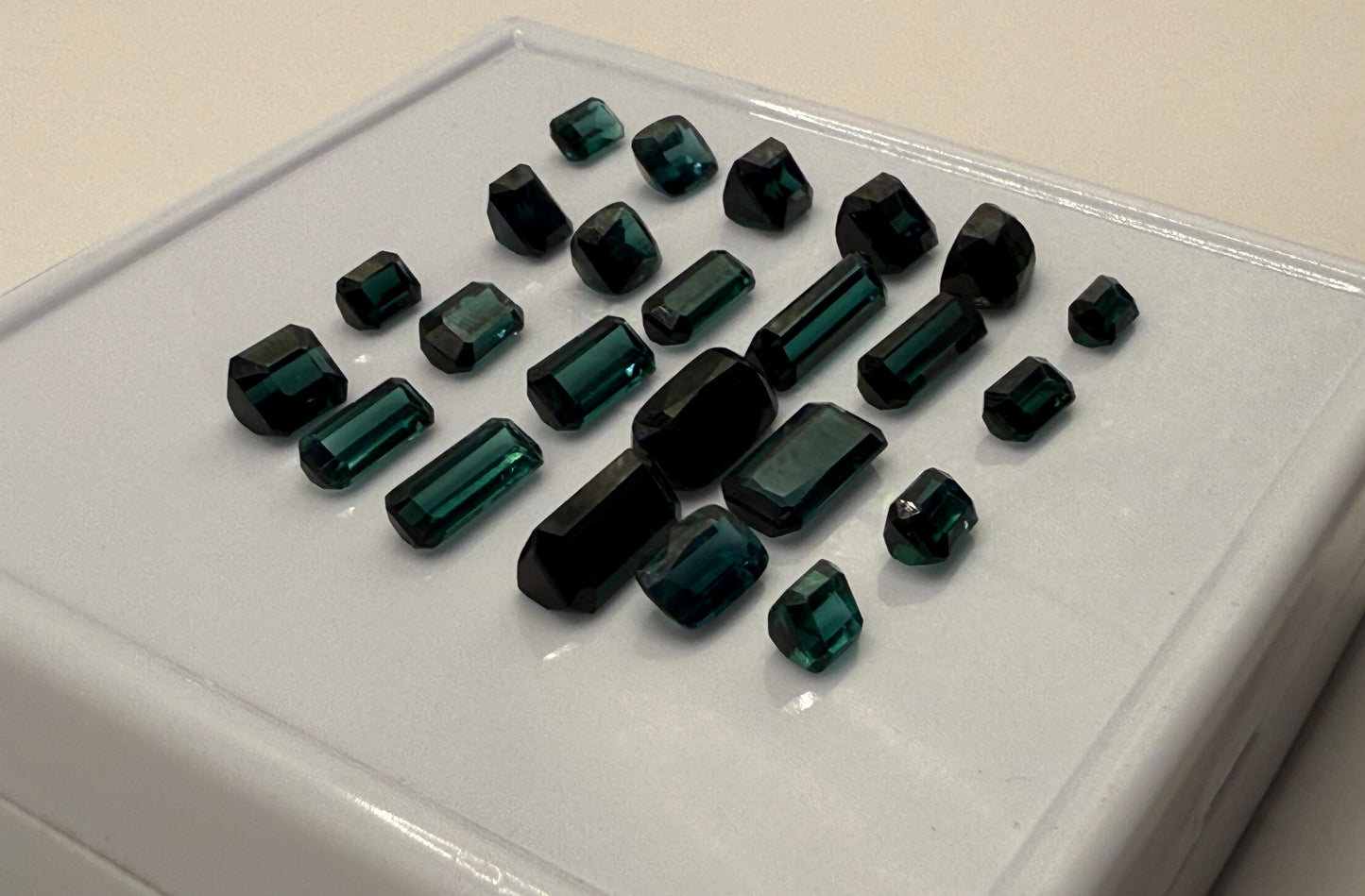 Rare Indicolite Tourmaline Lot – 43 Carats | Deep Blue-Green Gem