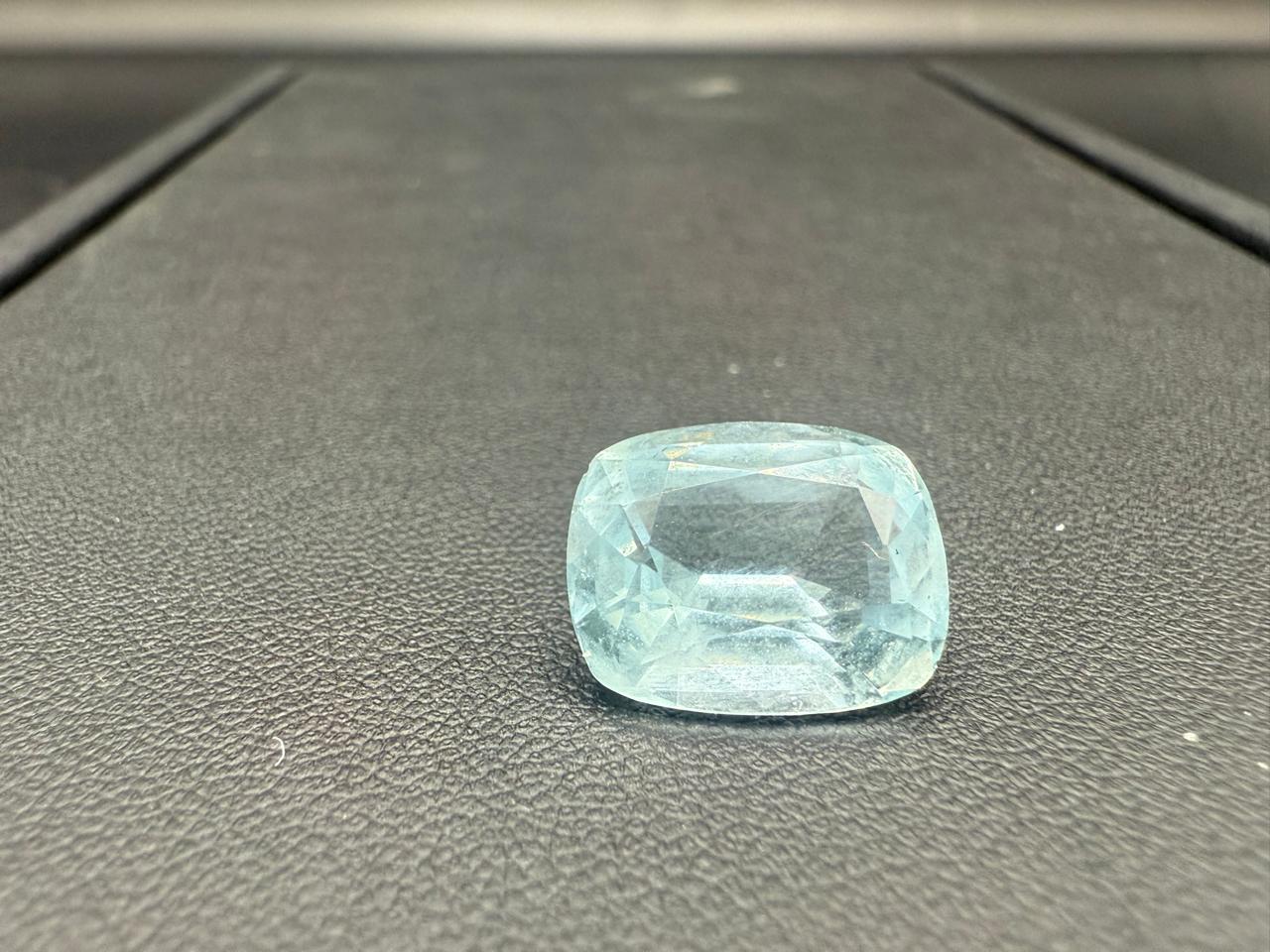 Natural Aquamarine – 7.6 Carats | Eye-Clean & Untreated | Skardu, Pakistan