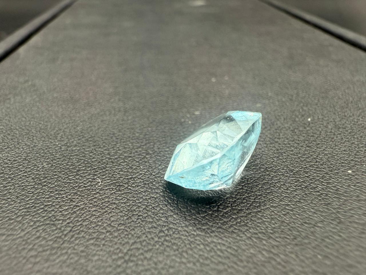 Natural Aquamarine – 7.6 Carats | Eye-Clean & Untreated | Skardu, Pakistan