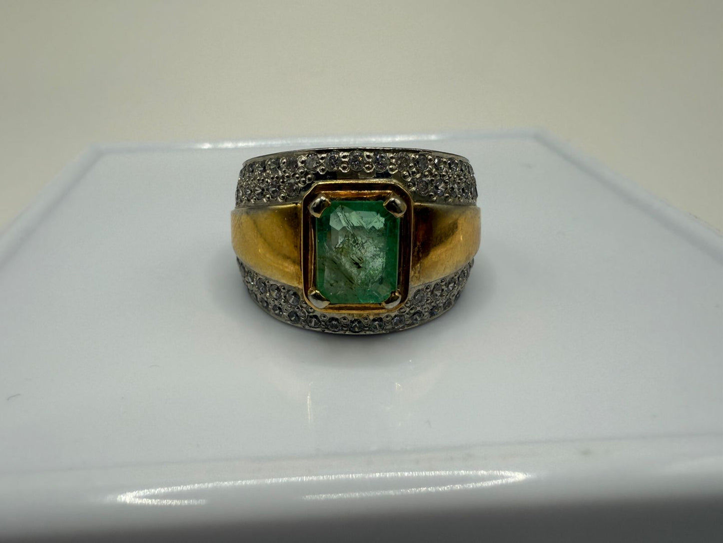 Sterling Silver Ring with Natural 2.5 carat Zambian Emerald stone