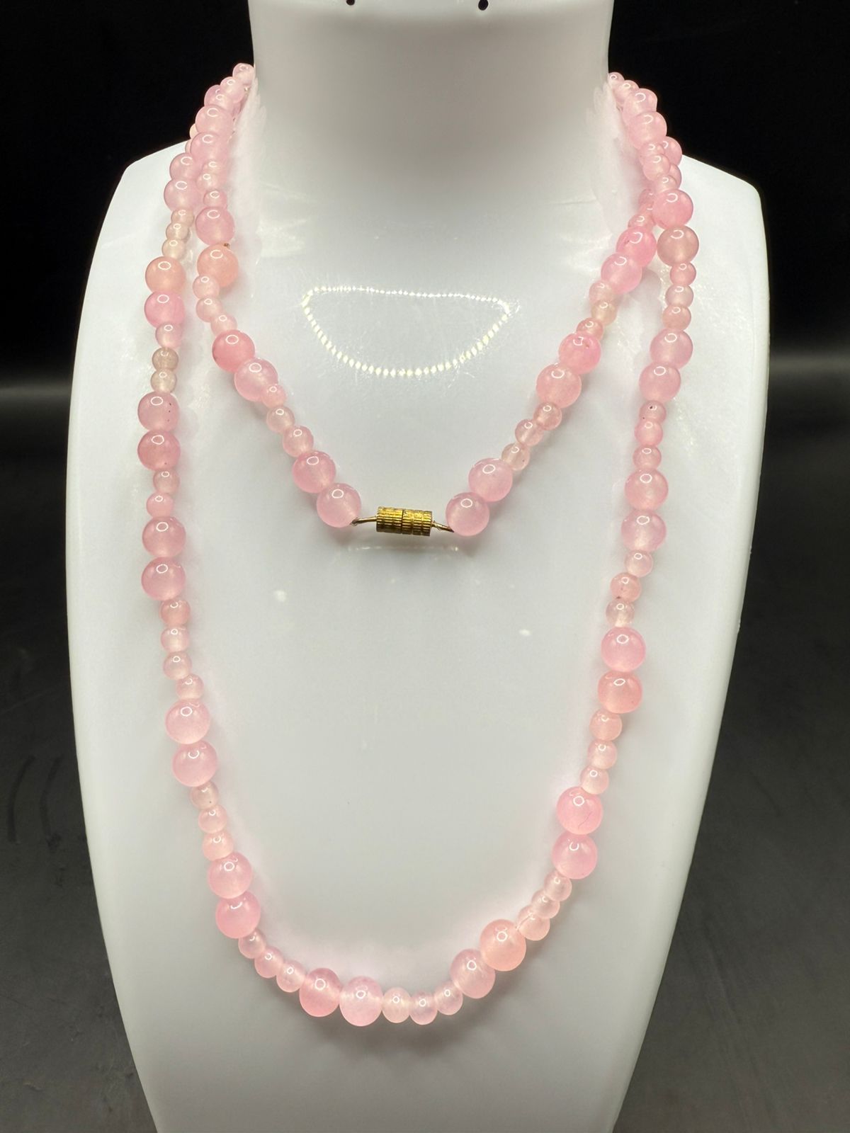 Handmade Beaded Necklace – Timeless and Versatile Style
