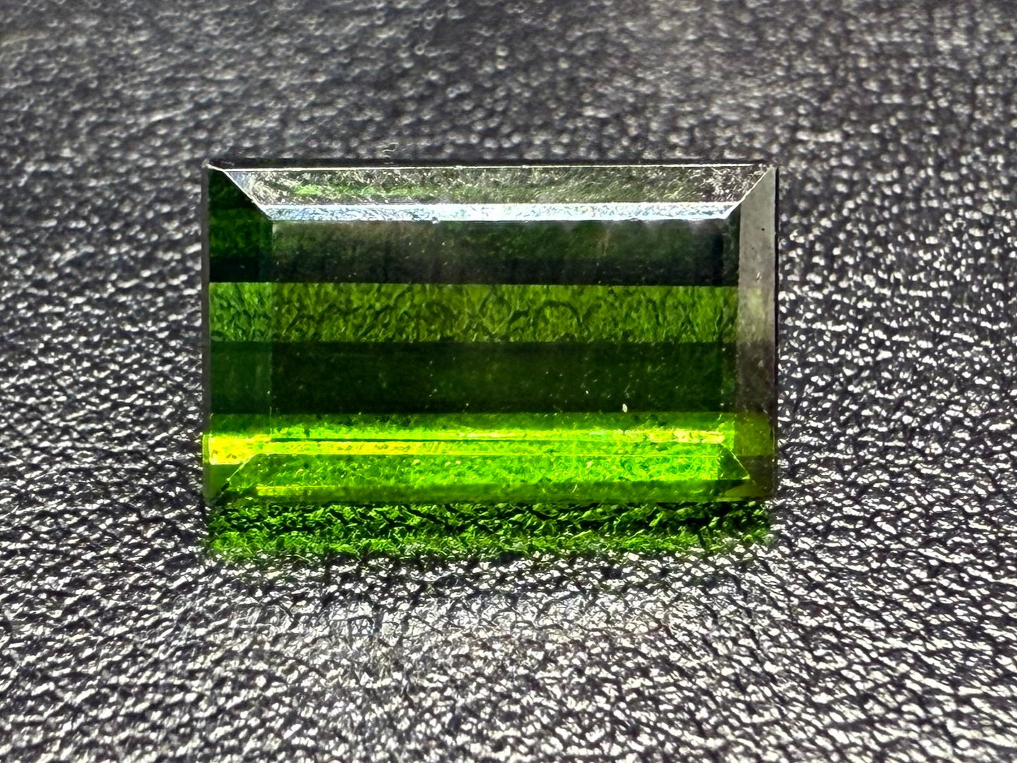 Tourmaline green 5.9 carat