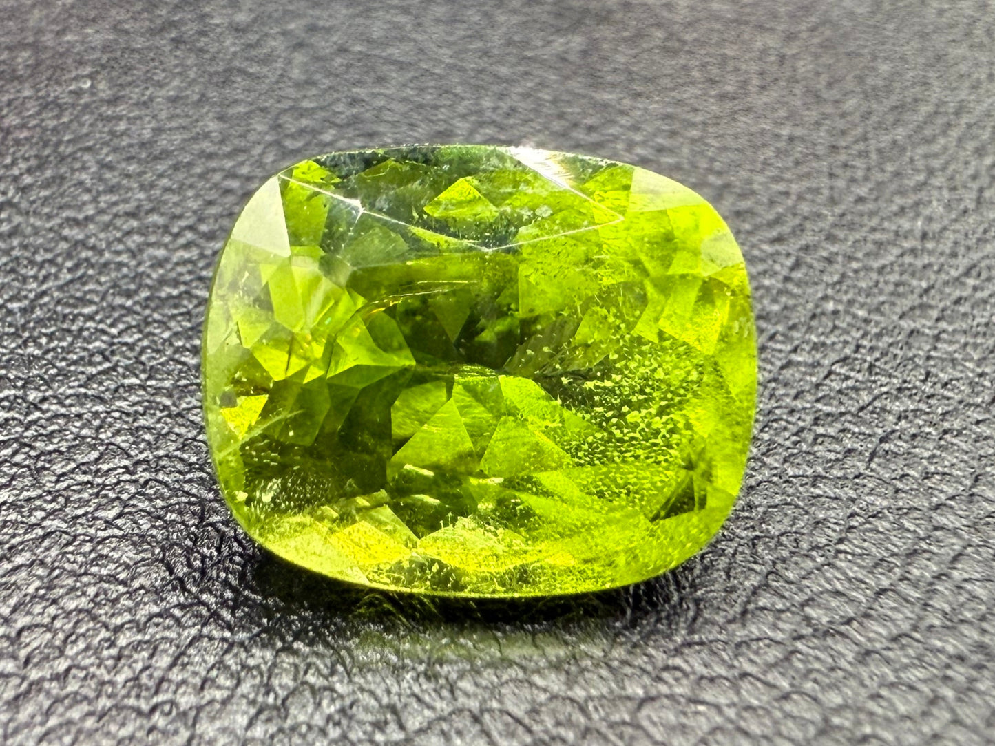 8 Carat Natural Peridot – Rare Gem from Supat Kohistan Mines