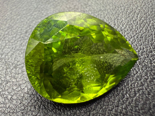 6.8 Carat Natural Peridot – Rare Gem from Supat Kohistan Mines