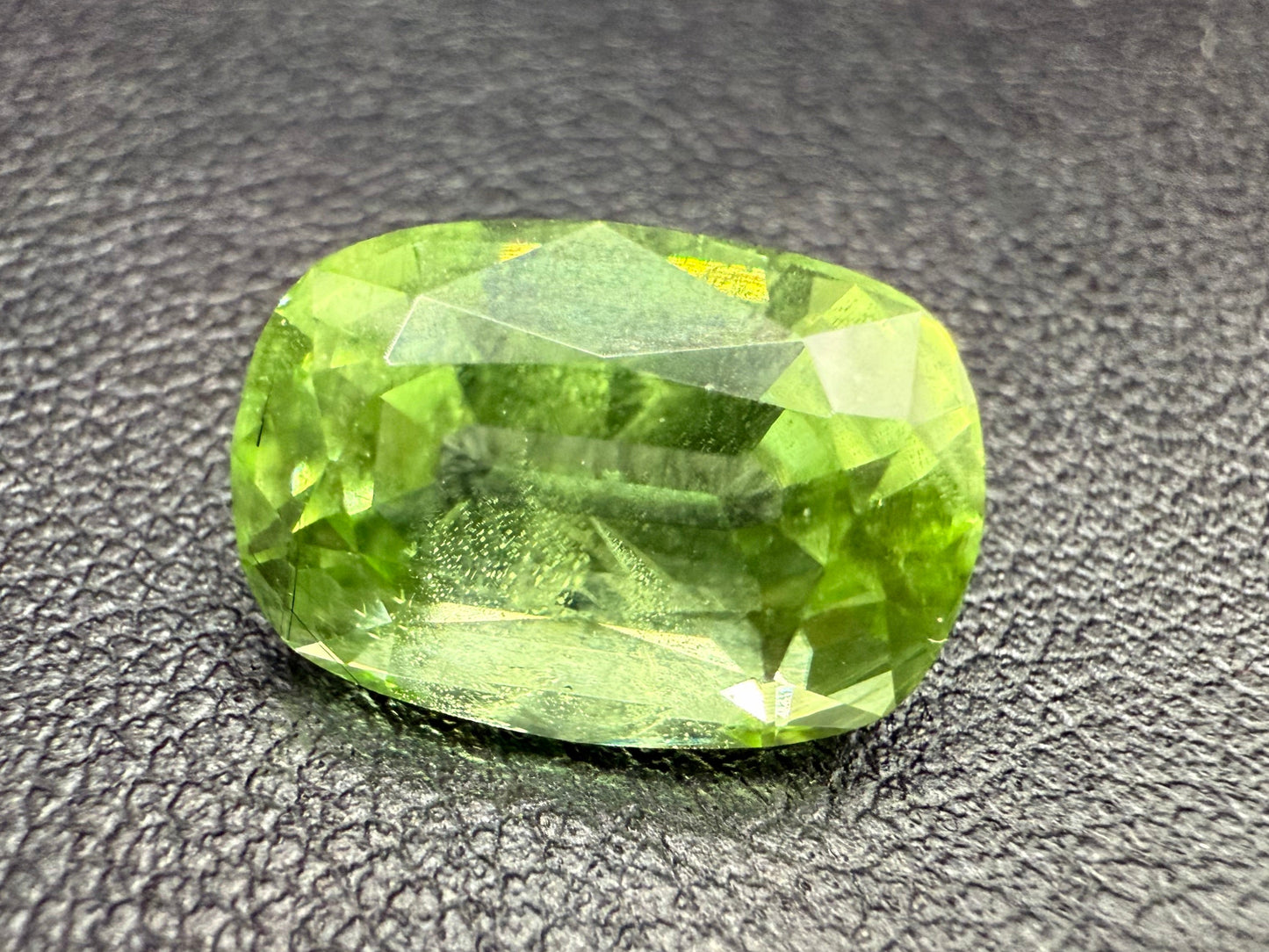 7.5 Carat Natural Peridot – Rare Gem from Supat Kohistan Mines