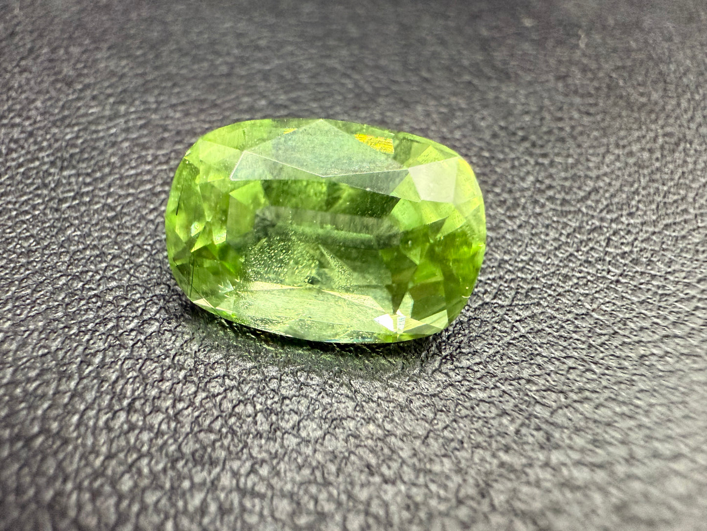 7.5 Carat Natural Peridot – Rare Gem from Supat Kohistan Mines