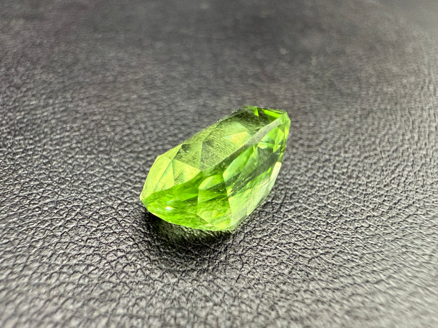 7.5 Carat Natural Peridot – Rare Gem from Supat Kohistan Mines