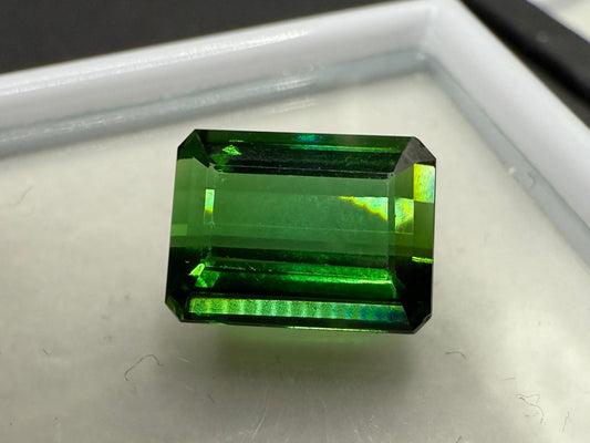 5.7 Carat Natural Green Tourmaline – Eye Clean, Untreated | Origin: Afghanistan