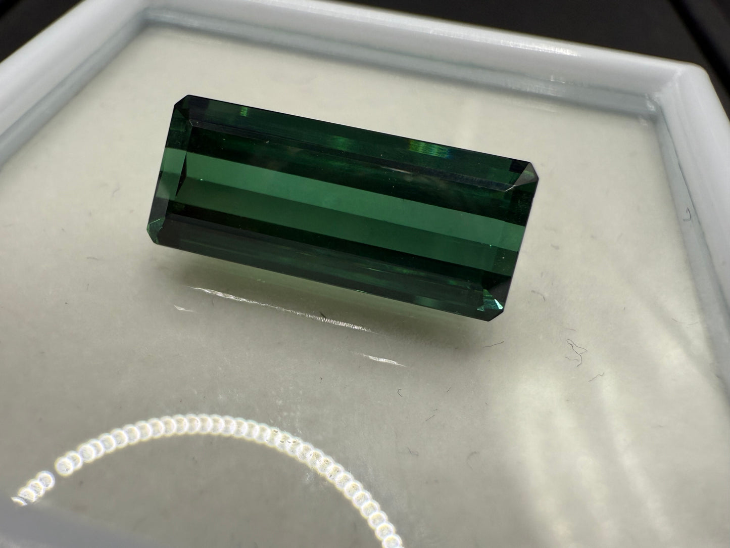 7.5 Carat Natural Green Tourmaline – Eye Clean, Untreated | Origin: Afghanistan