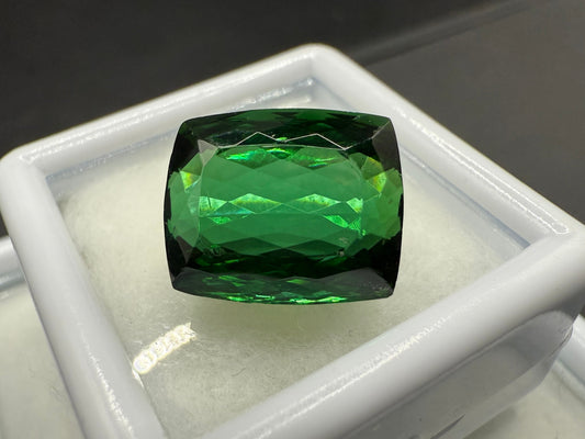 8.7 Carat Natural Green Tourmaline – Eye Clean, Untreated | Origin: Afghanistan