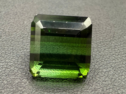9.5 Carat Natural Green Tourmaline – Eye Clean, Untreated | Origin: Afghanistan