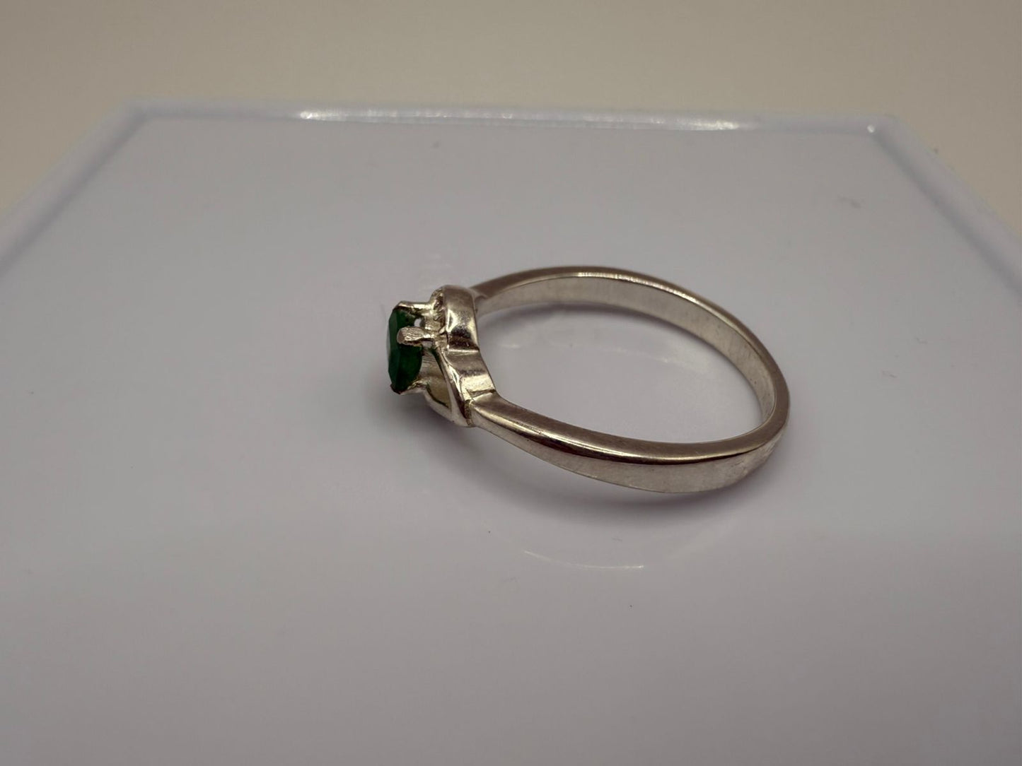 Sterling Silver Ring with Natural 2 carat Swat Emerald stone