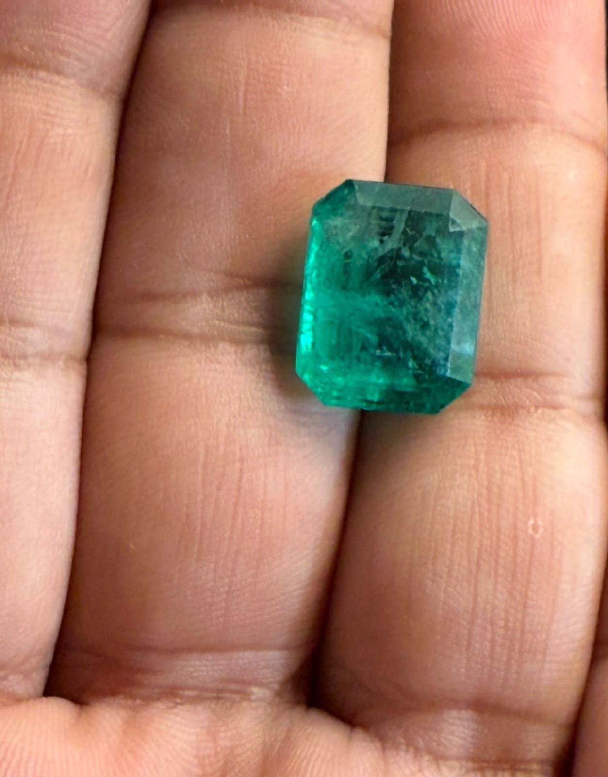 Natural Zambian Emerald – 14.10 Carats | Vivid Green